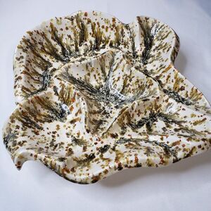 1960s Large Speckled Ceramic Amoeba Ashtray in Mid-Century Modern Style